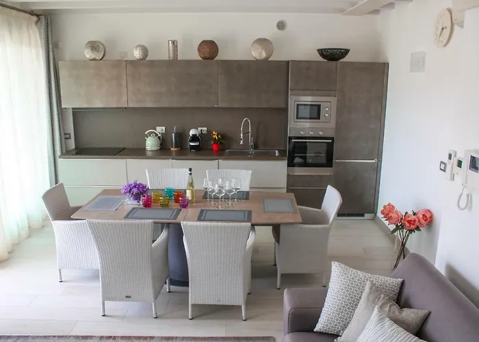 Sky Garda View Lejlighed Sirmione