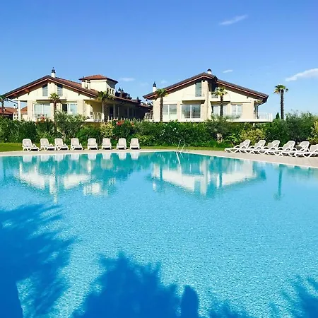 Апартаменты Sky Garda View