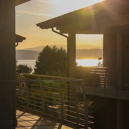 Sky Garda View Apartment Sirmione
