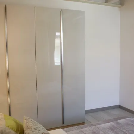 Sky Garda View Apartament *